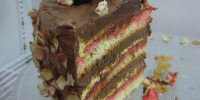 Tort Czekoladowy z Malinami ( Chocolate Layer Cake with Raspberries)